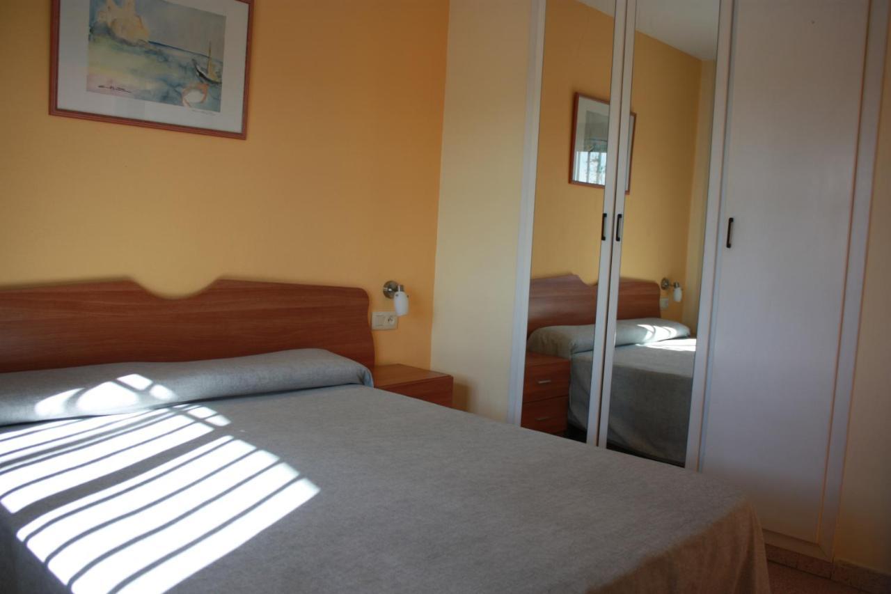 Apartamentos Aventura 살루 외부 사진