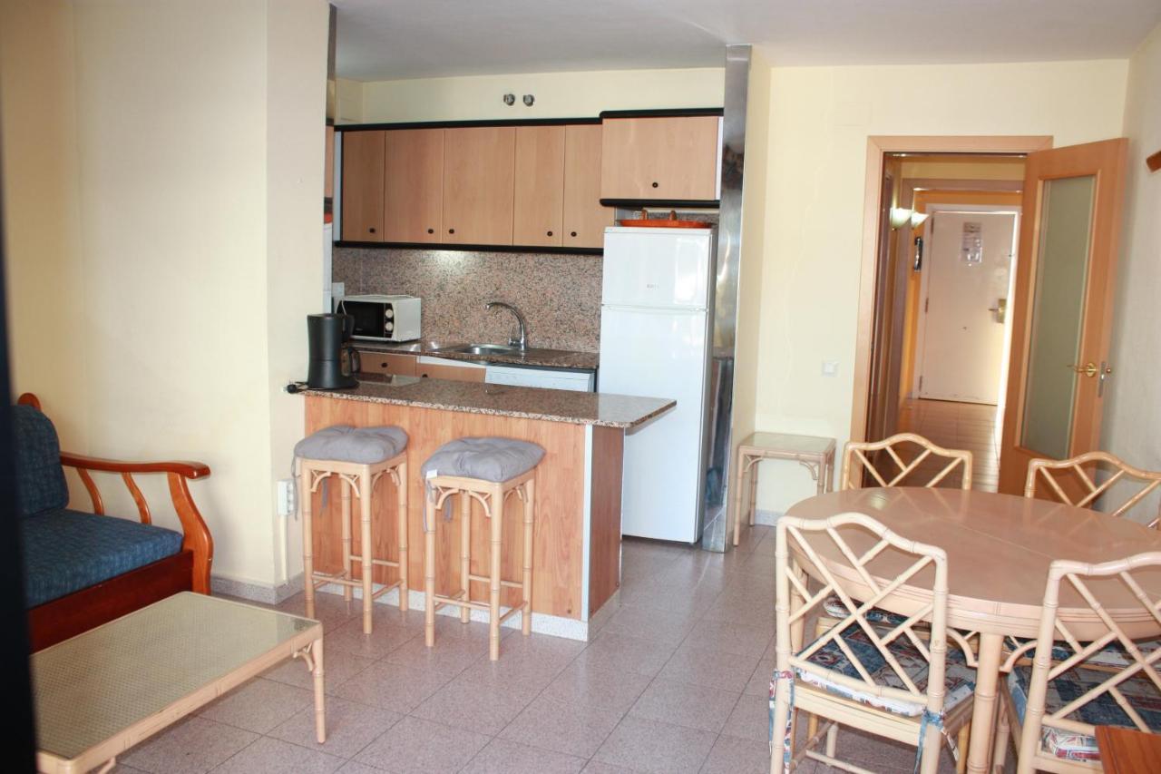 Apartamentos Aventura 살루 외부 사진