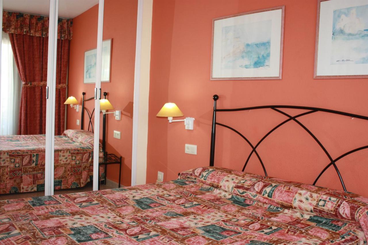 Apartamentos Aventura 살루 외부 사진