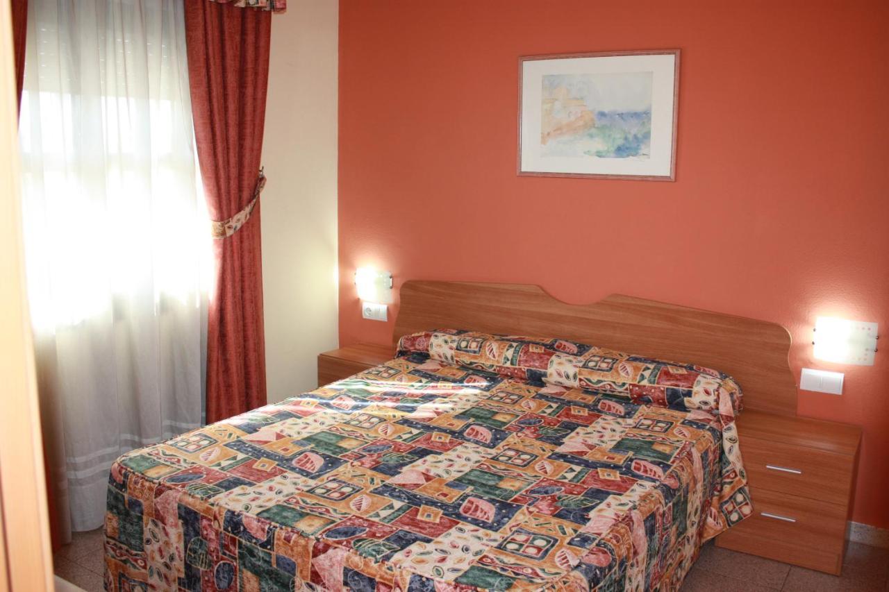 Apartamentos Aventura 살루 외부 사진