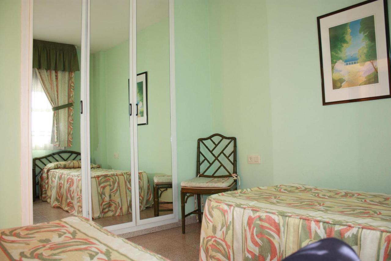 Apartamentos Aventura 살루 외부 사진