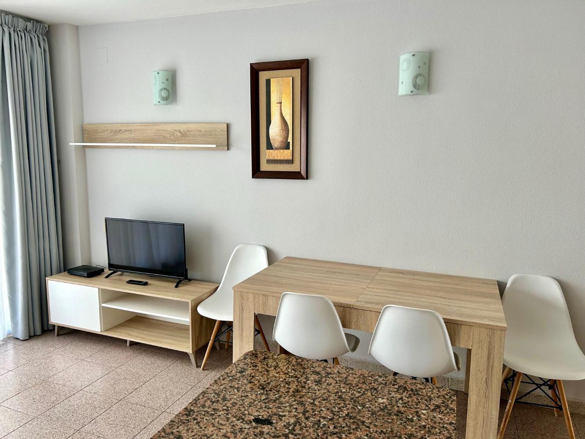 Apartamentos Aventura 살루 외부 사진